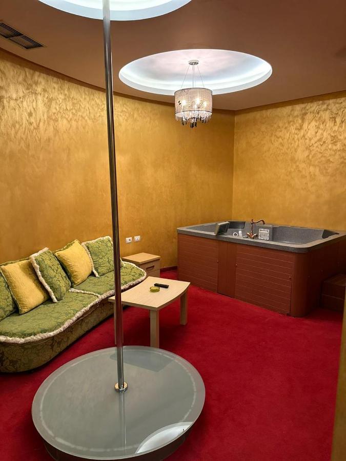 Gjuta 4* Tirana